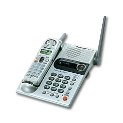 Panasonic 2.4 GHz FHSS GigaRange Digital Cordless Phone with Talking Caller ID