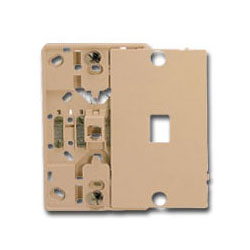 Suttle 6-Conductor Plastic Wallplate with Screw Terminals & Snap-On Cover