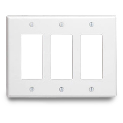 Leviton Midway Decora Wallplate - 3 Gang